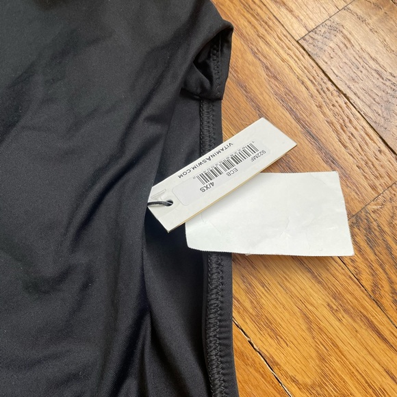 Vitamin A Emma One Piece - Picture 4 of 7